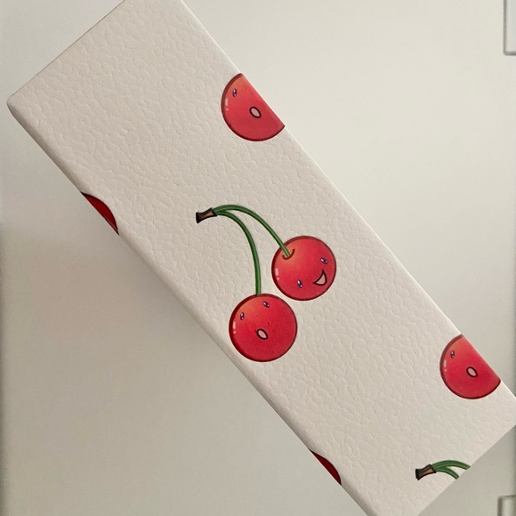 Louis Vuitton Takashi Murakami Cherry Box with Gift Tag and Ribbon - Picture 7 of 8